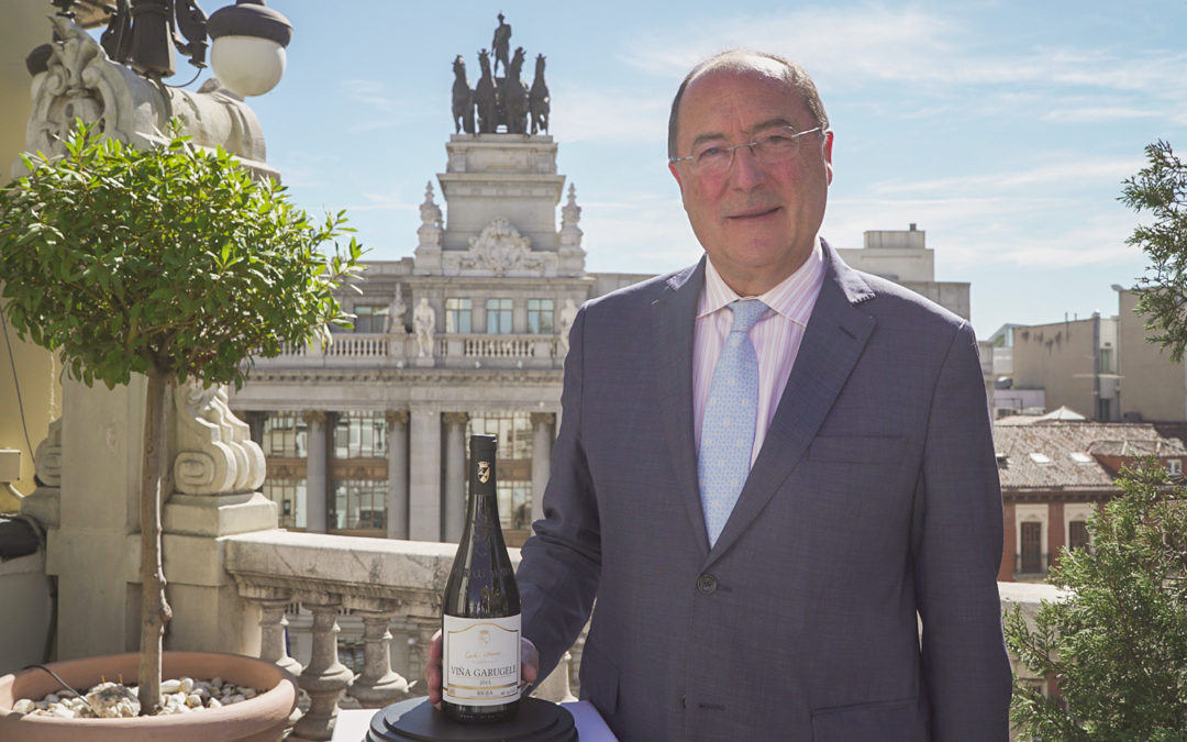 Bodega Carlos Moro lanza su vino premium Rioja Viña Garugele